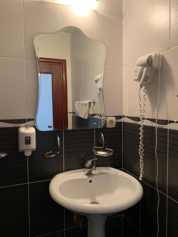 The Four Fish Apartment Petrovac ภายนอก รูปภาพ