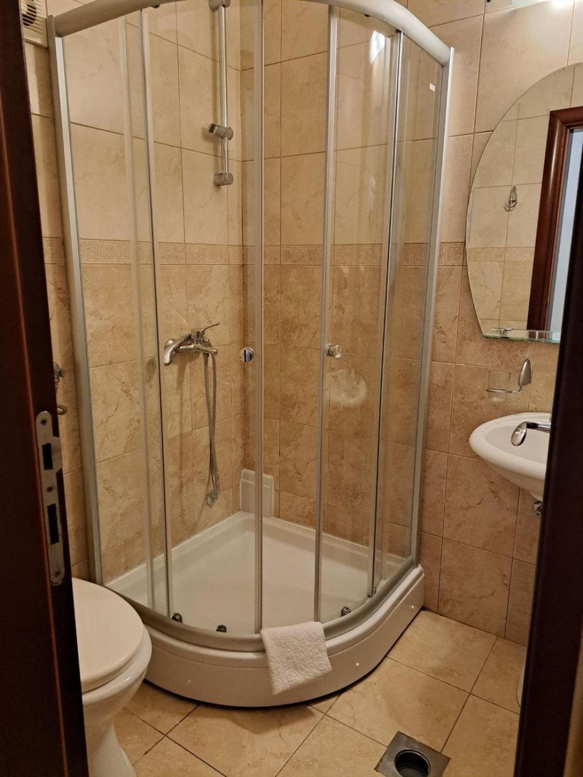 The Four Fish Apartment Petrovac ภายนอก รูปภาพ